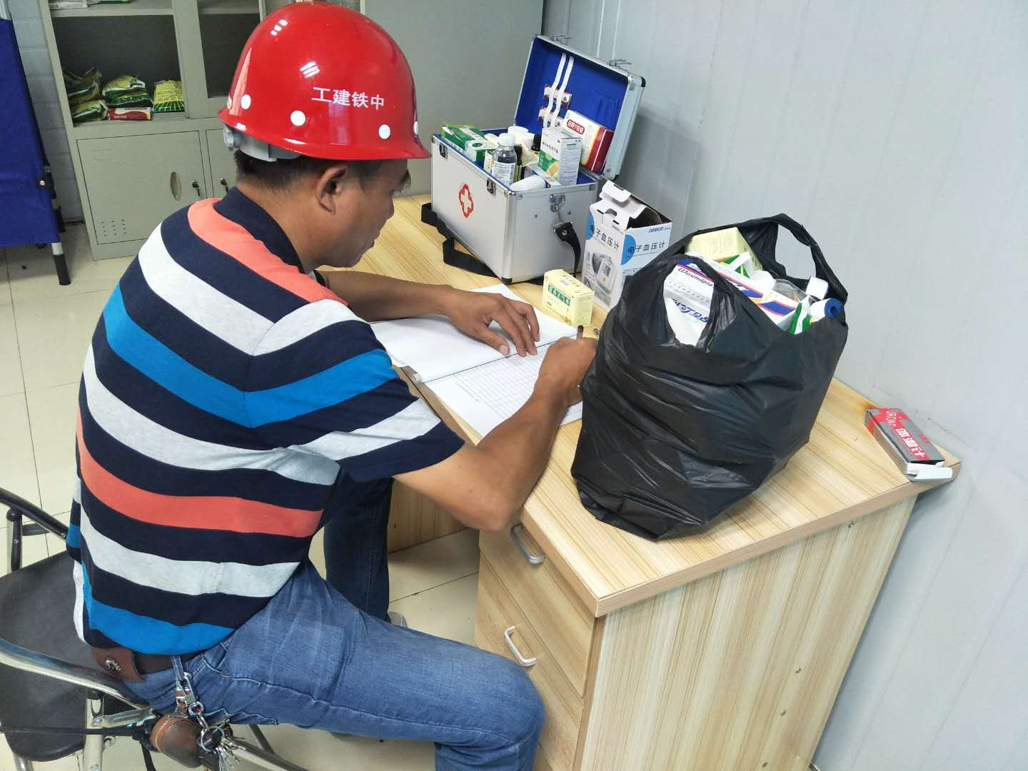 多措并举,中铁建工集团落实防暑降温工作